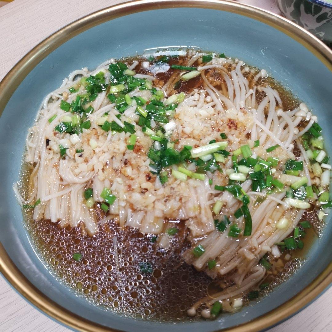 蒜蓉蒸金针菇