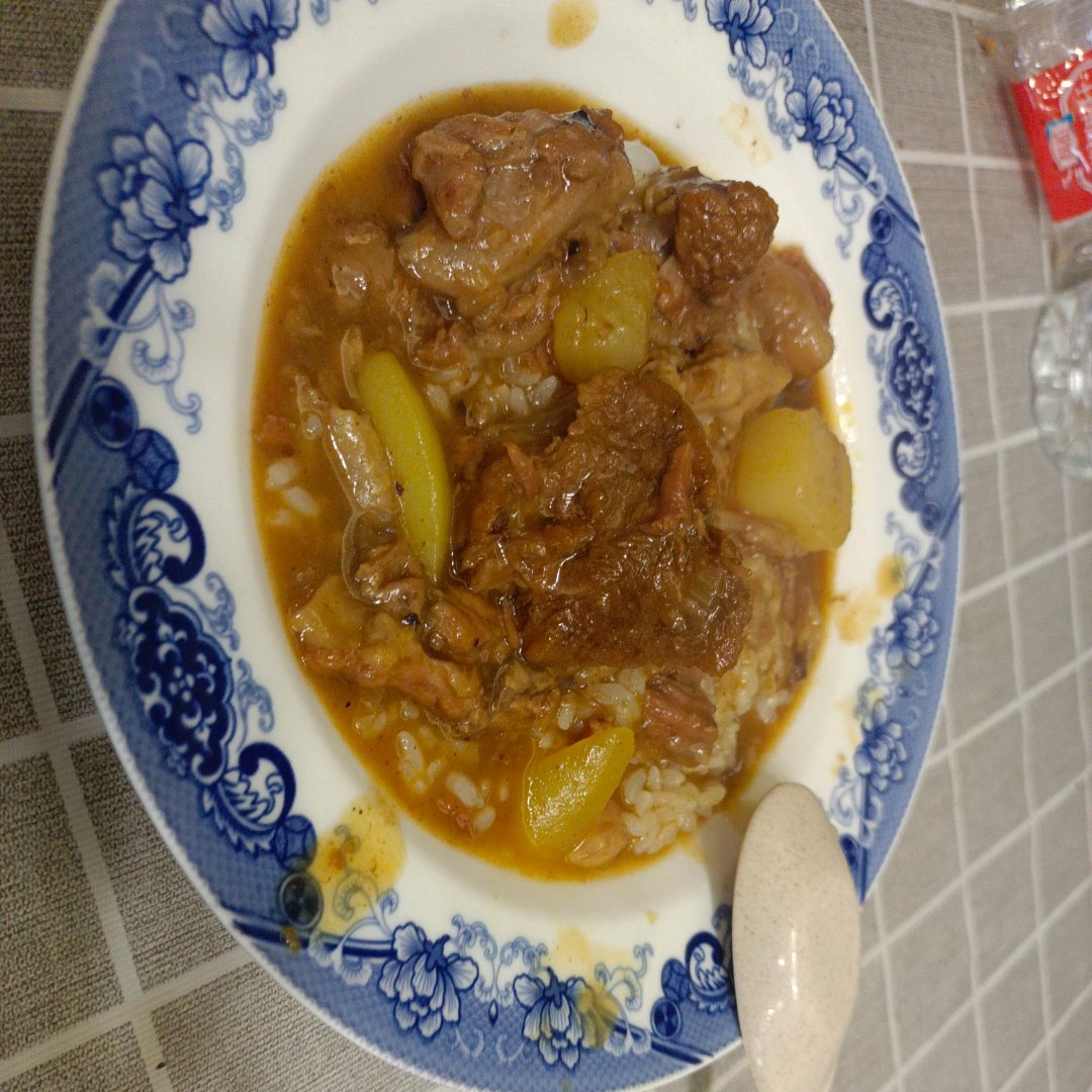 咖喱牛肉（牛腩）
