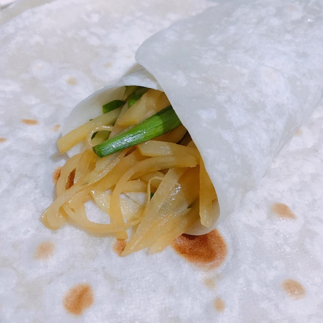 春饼的做法（北方习俗吃的摊春饼）