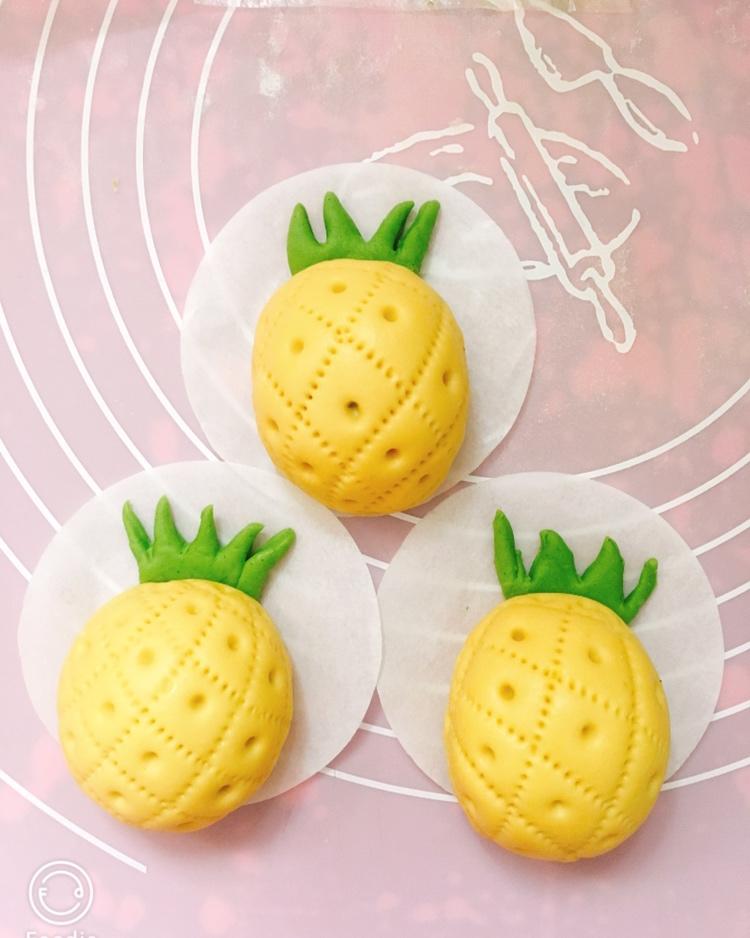 花样馒头——肉松菠萝包