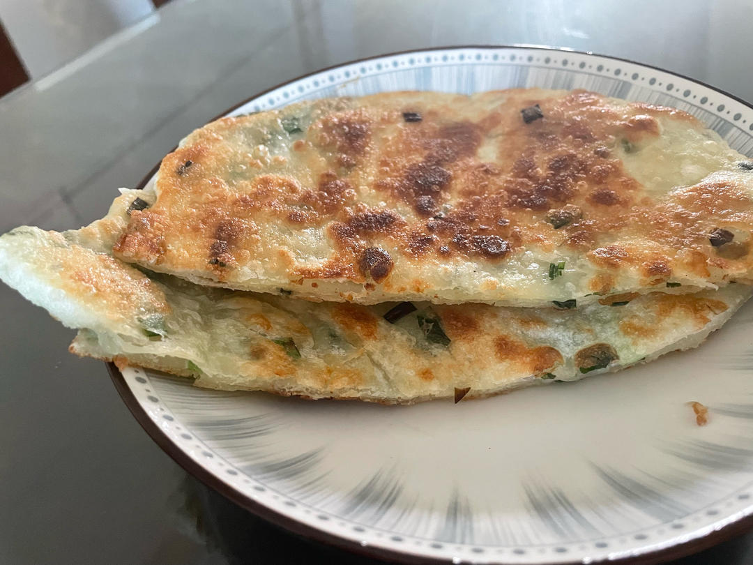酥酥香香的葱油饼