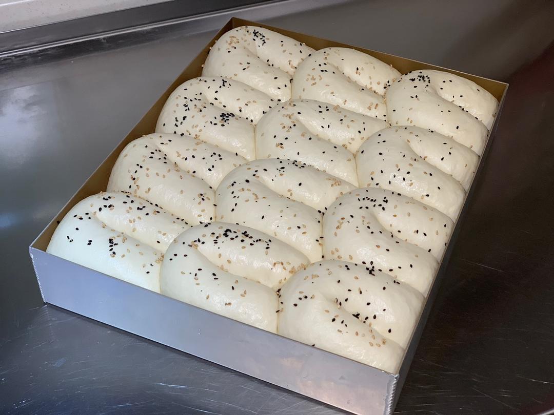 一碗白粥做成的松软面包