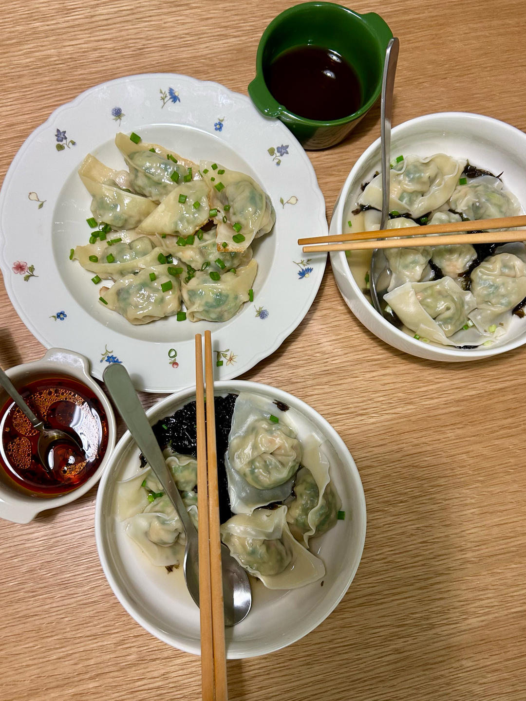 上海荠菜大馄饨