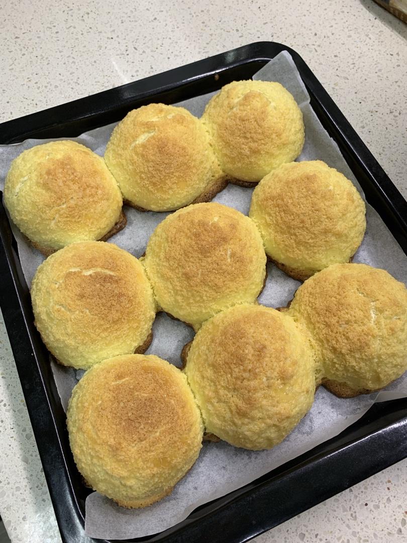 椰蓉面包（不用厨师机也能做面包，附手揉视频）