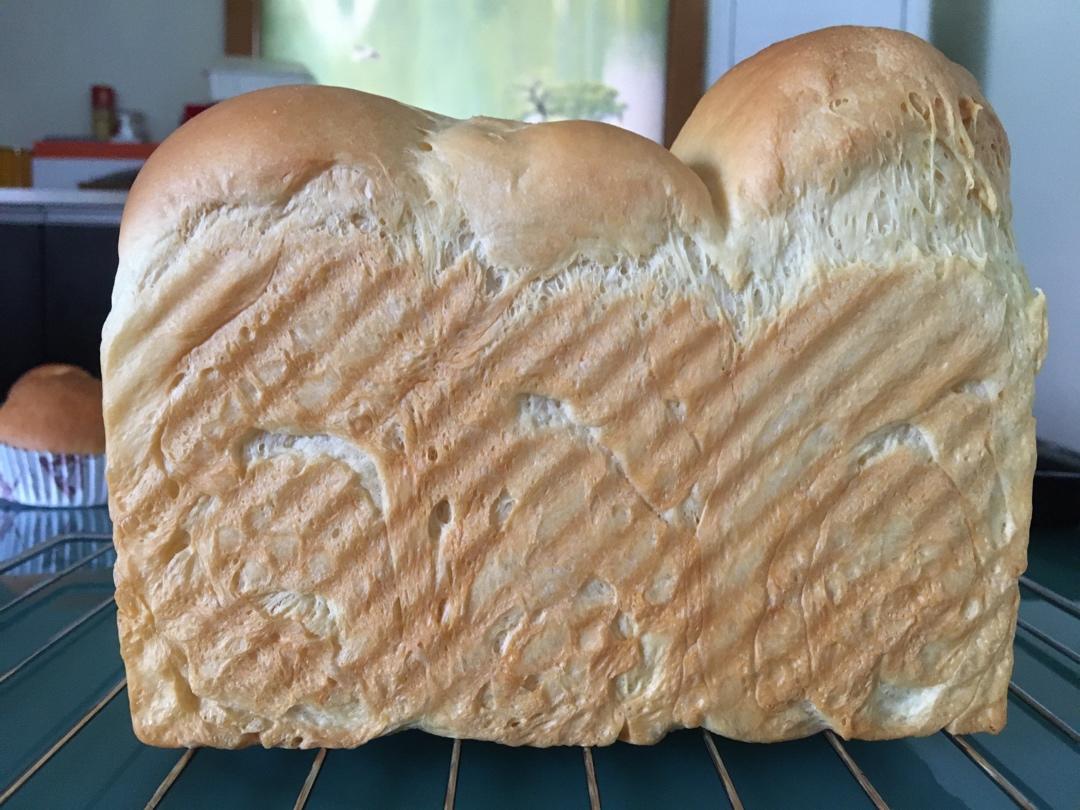 Poolish种（波兰种）吐司——不推荐不行的吐司配方