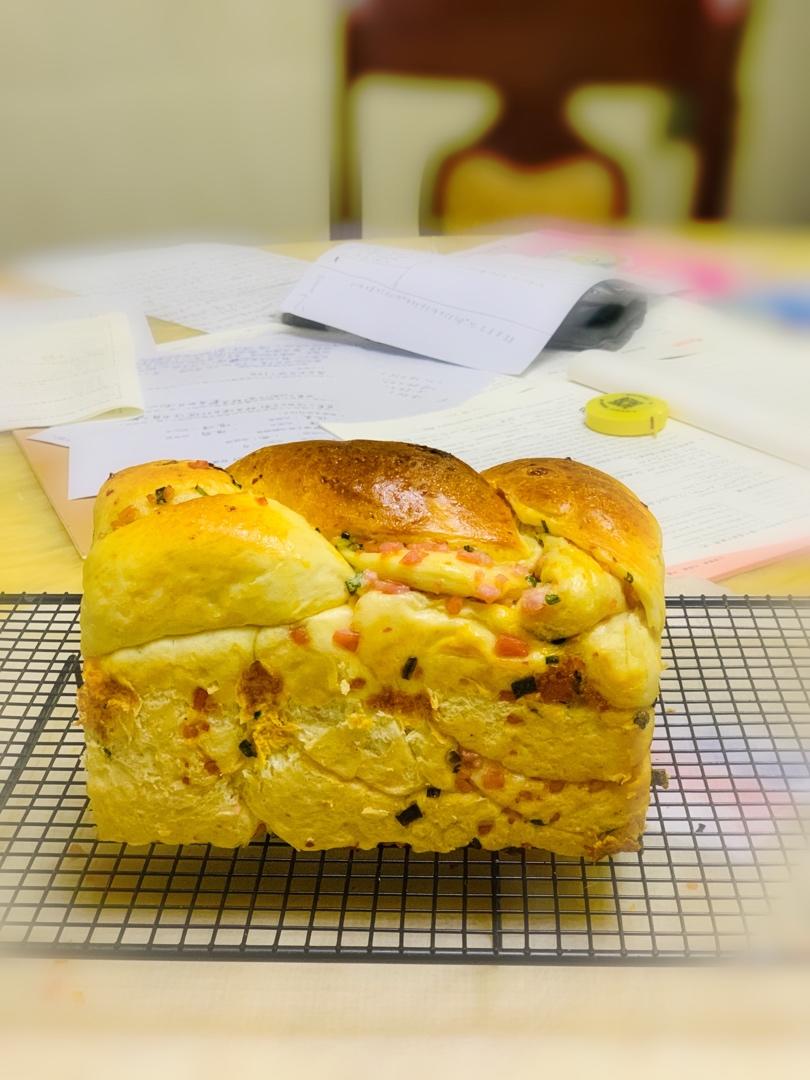 香葱肉松手撕吐司