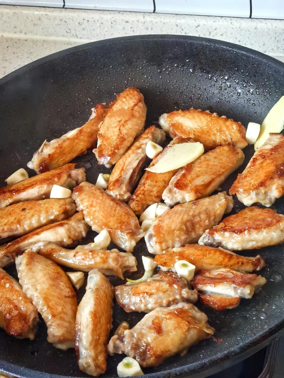 妈妈家的味道，吃了停不下来的红烧鸡翅