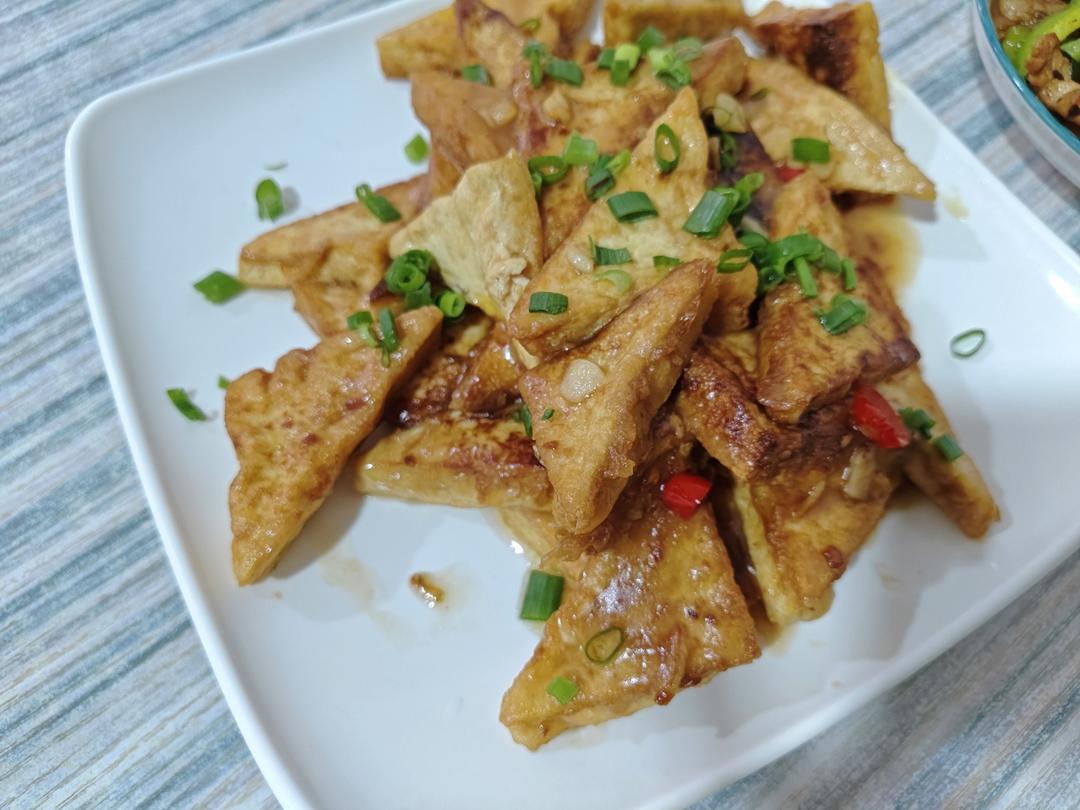 焖煎豆腐