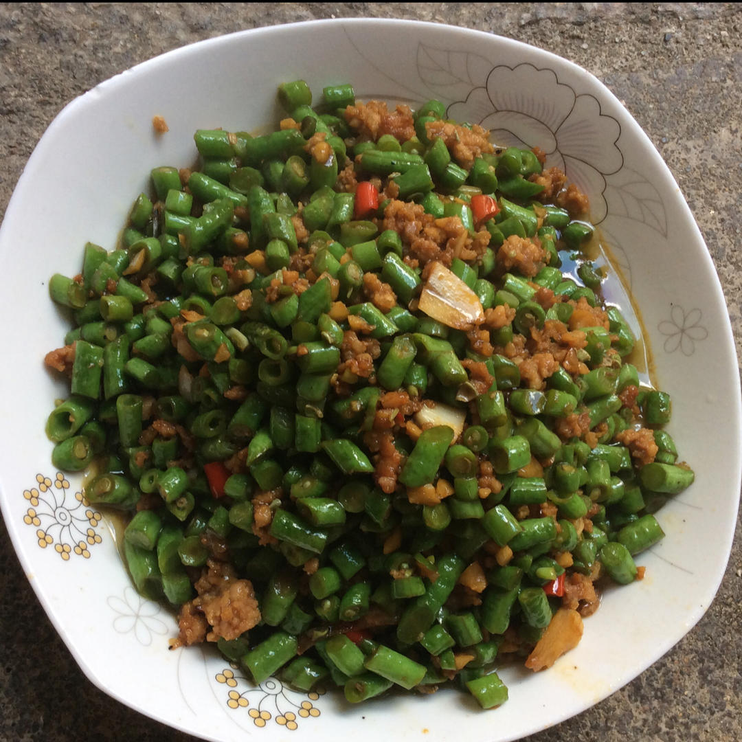 肉沫豆角下饭菜