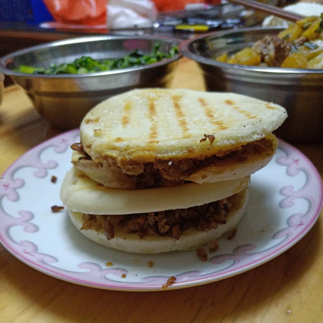 肉夹馍(白吉馍的制作)