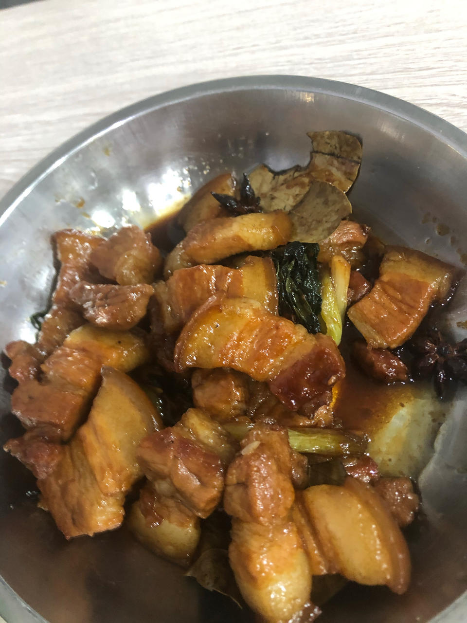 不焯水不放油的家庭版红烧五花肉