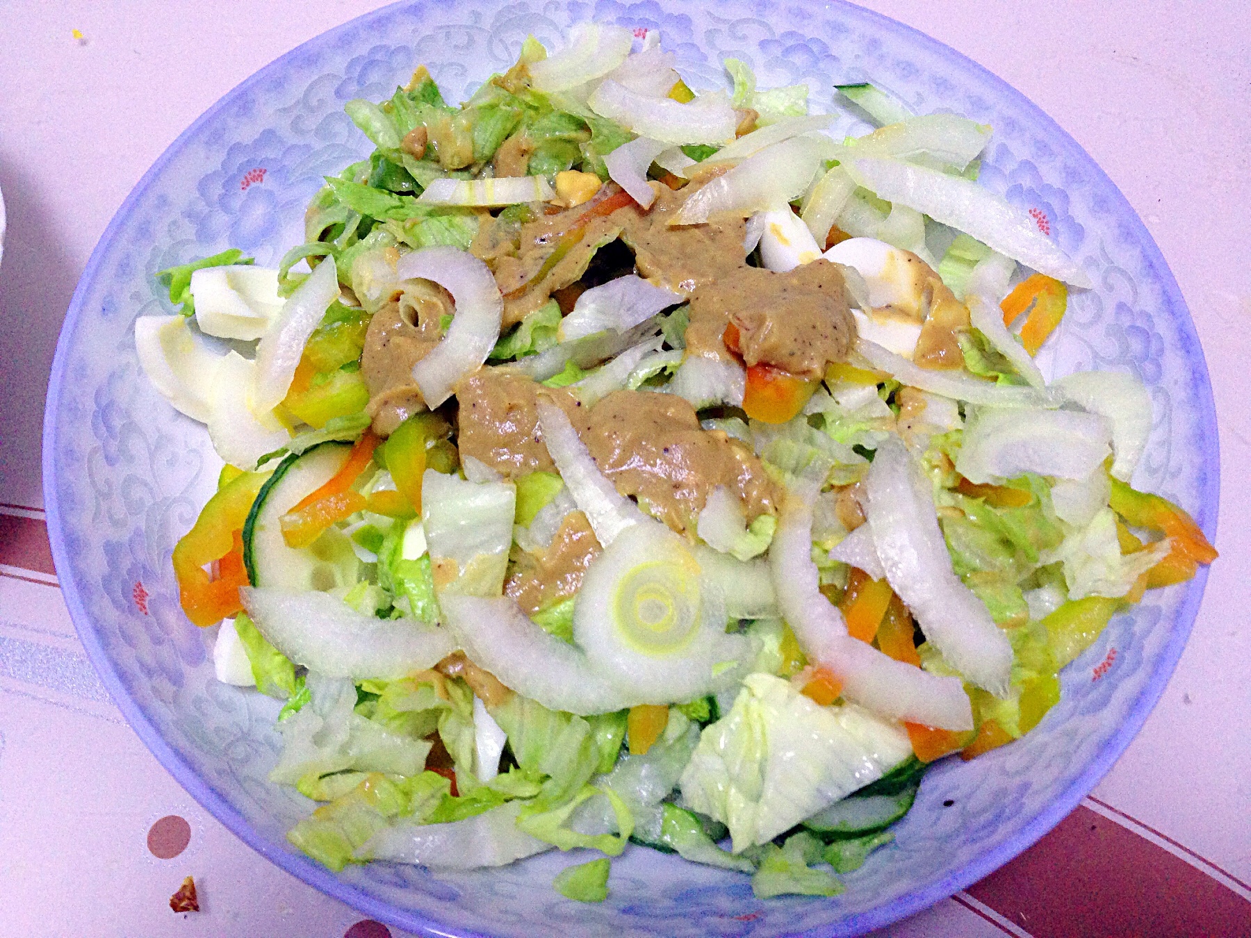 低脂无油的蛋黄酱蔬菜沙拉的做法