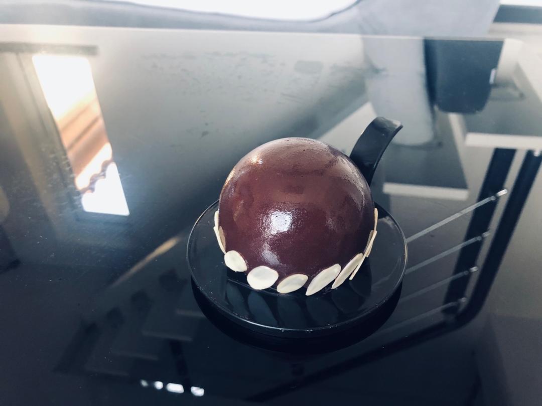 法式巧克力慕斯球球（含巧克力淋面、意式奶冻、芭菲和巧克力海绵底）