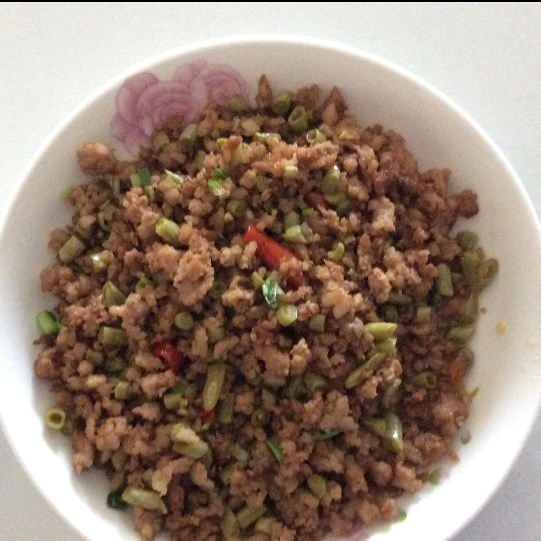 酸豆角炒肉末