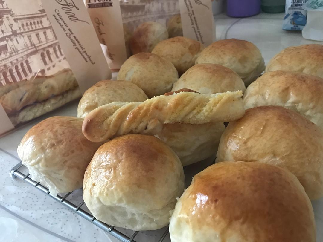 椰蓉面包棒 | 附自制椰蓉馅 两种整形方法