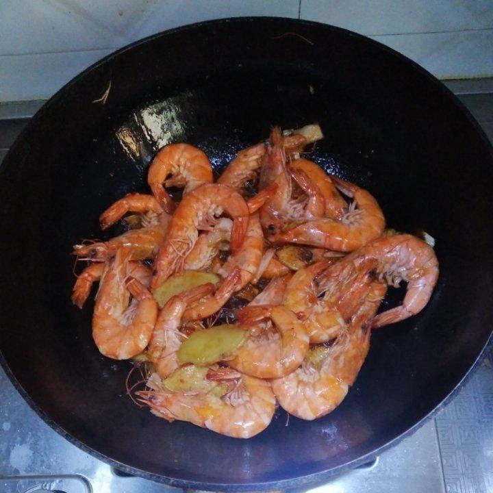 手把手教你五分钟快手油焖虾
