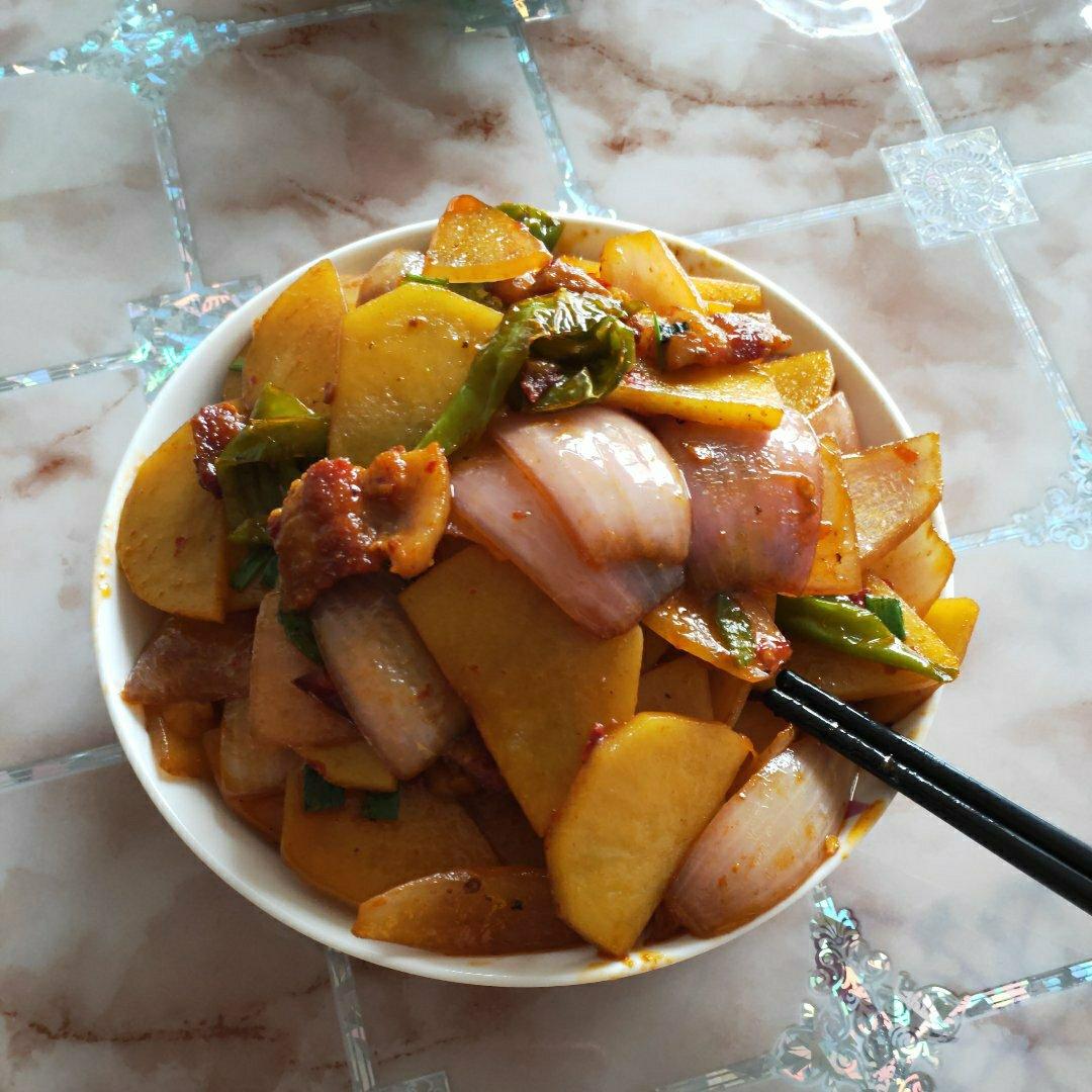 干锅土豆片