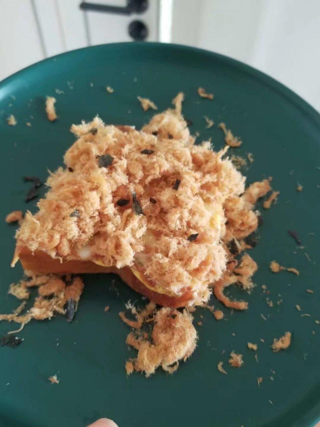 吐司片做肉松面包卷