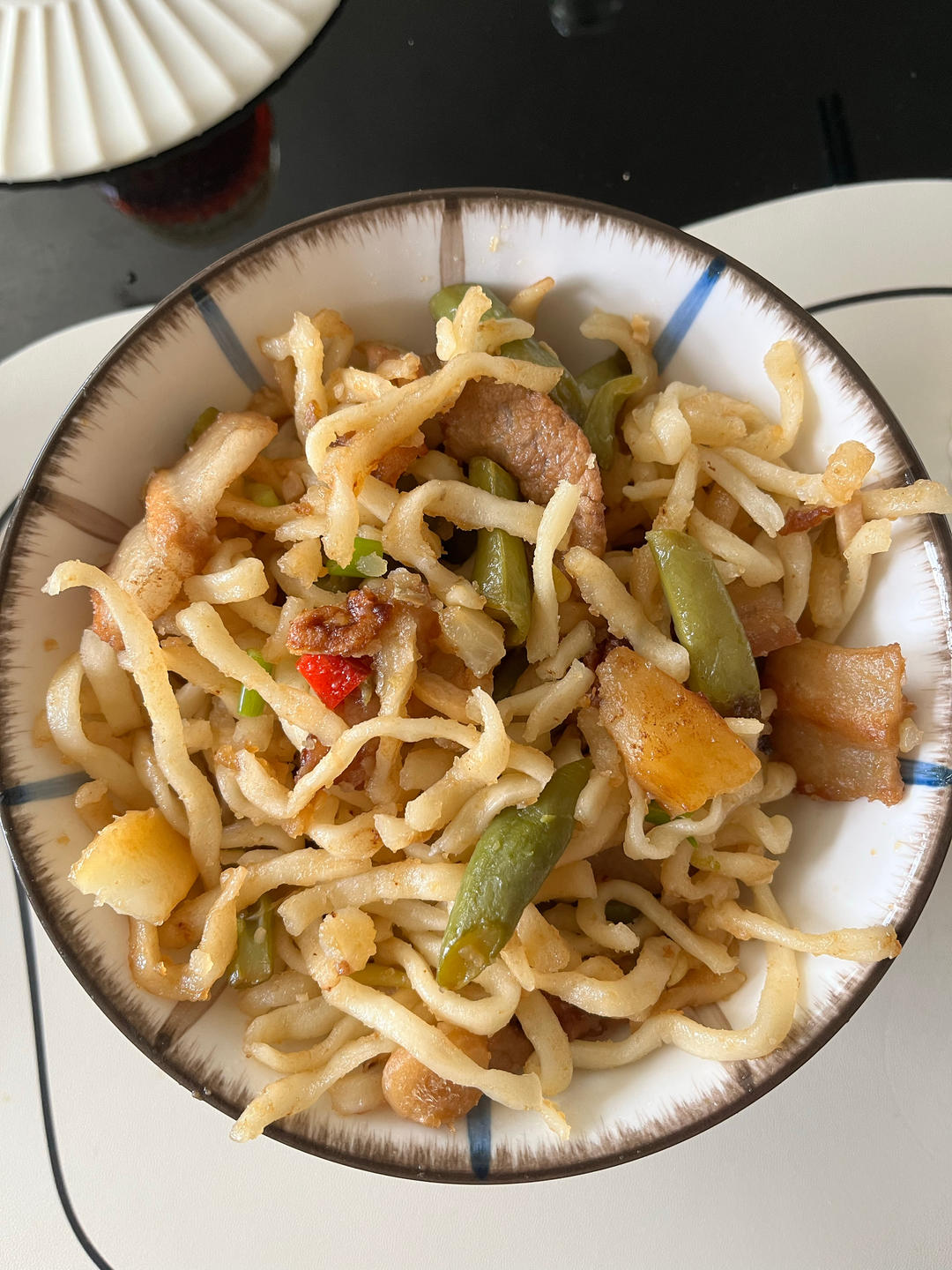 【内蒙铁锅焖面】太香了！外面排队2小时，在家一焖就搞定！