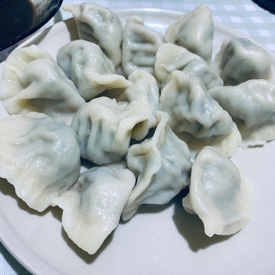 〈小白菜饺子馅〉，很鲜。欣小厨 😉