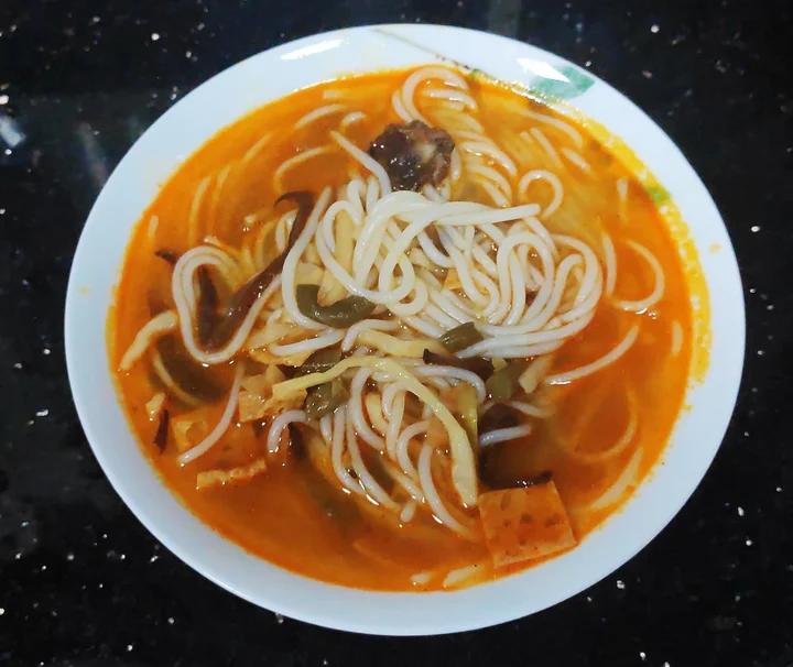 - 食事 -