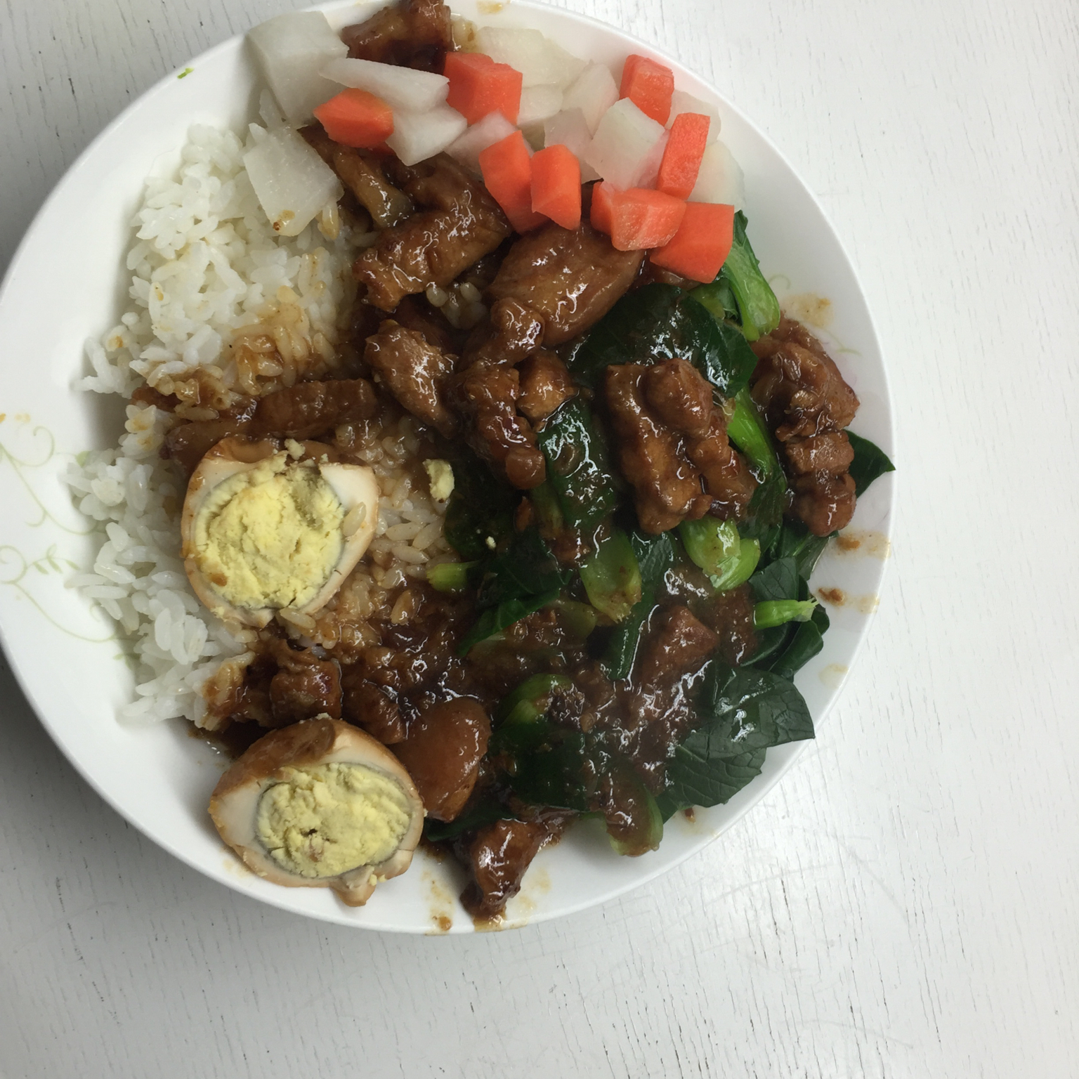 一碗高颜值有内涵的台湾卤肉饭