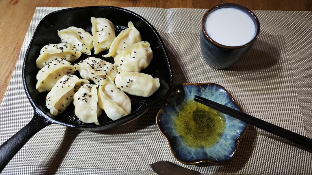 抱蛋煎饺