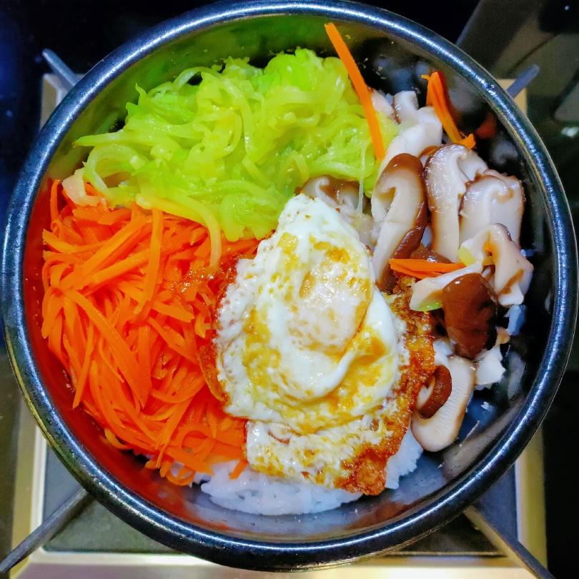 在家也可以做的石锅拌饭的做法 步骤6