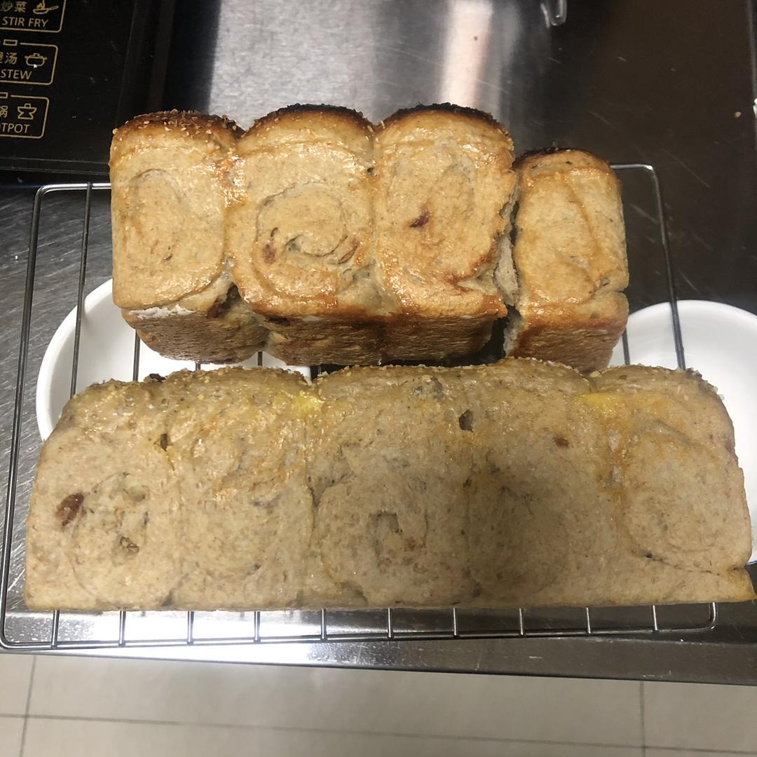 无油无糖全麦果干面包