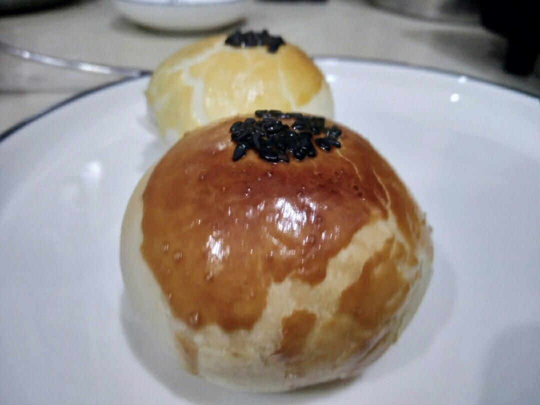 层层酥脆的完美蛋黄酥