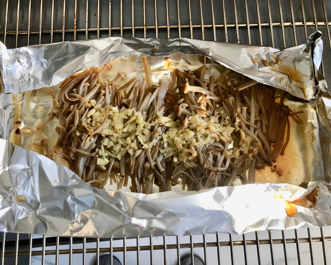 锡纸金针菇