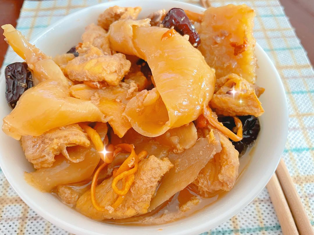 煲汤：响锣山药花胶瘦肉汤