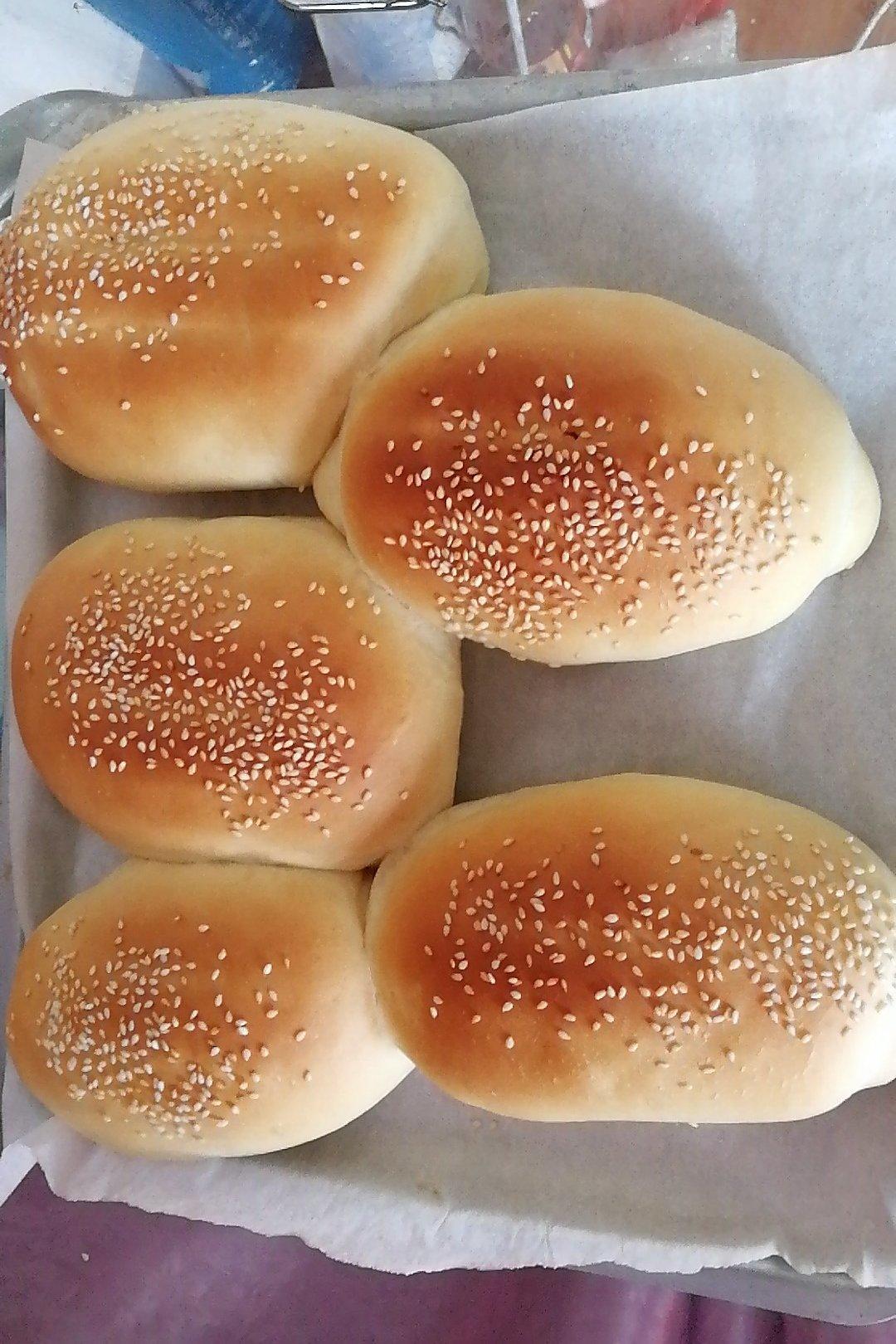 黄油面包卷