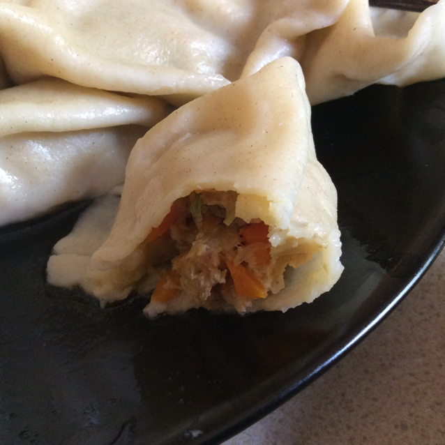 芹菜胡萝卜猪肉水饺