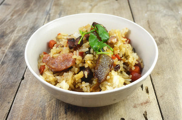 腊味杂粮蒸饭的做法