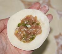 猪肉青椒豆芽蒸饺的做法 步骤10