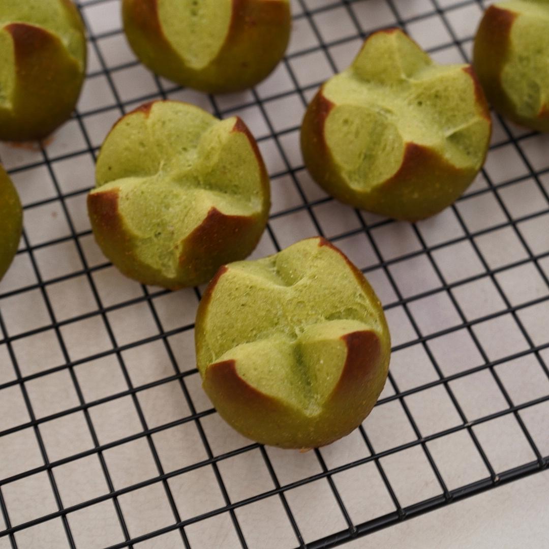 椰子米碱水面包