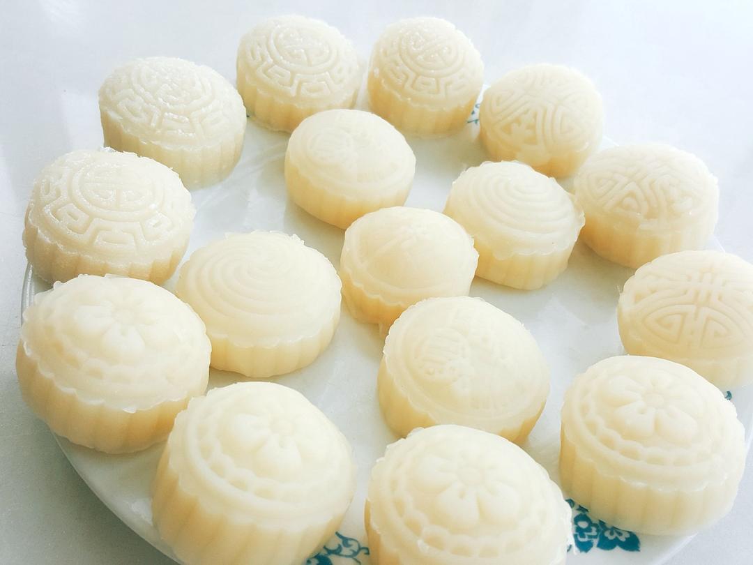 流心奶黄冰皮月饼（内有视频链接）