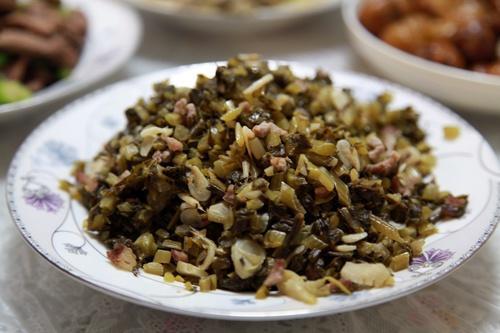 咸菜炒肉的做法