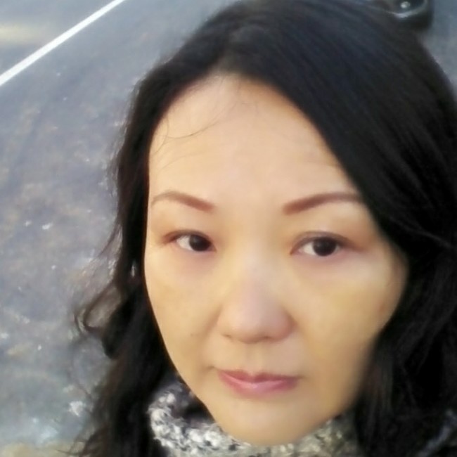 巧笑倩兮霓裳