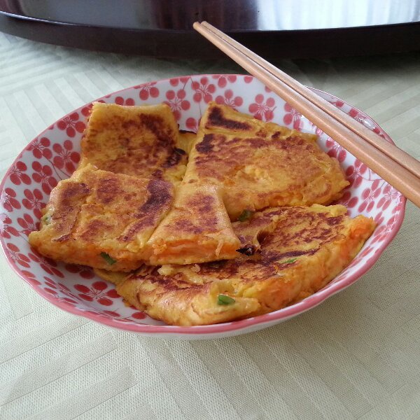胡萝卜鸡蛋饼