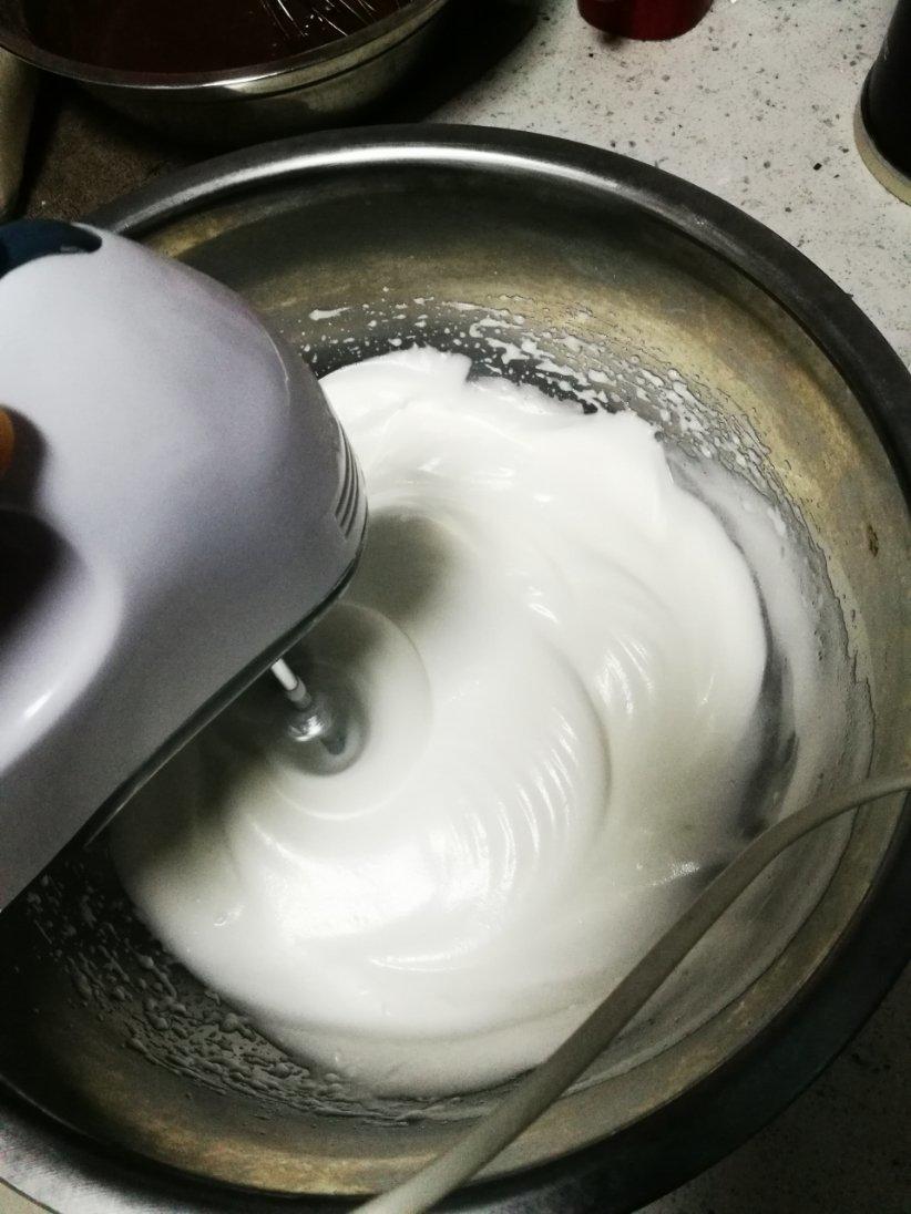 可可栗子奶油蛋糕卷