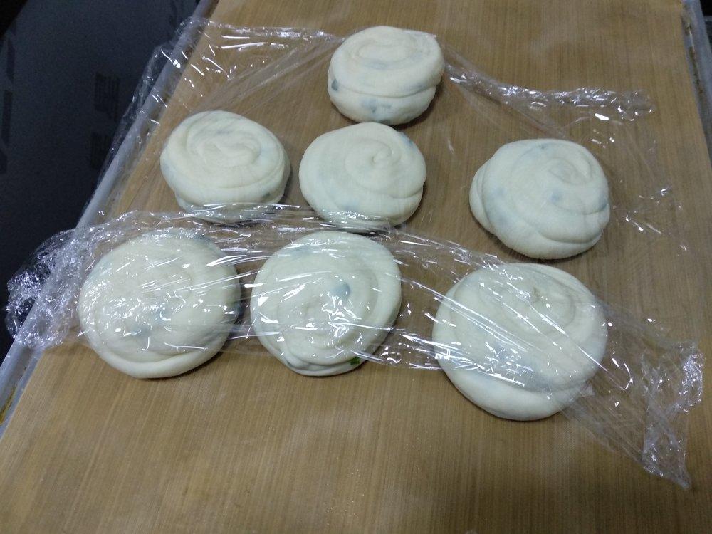 堂妈教你做飘香葱油饼