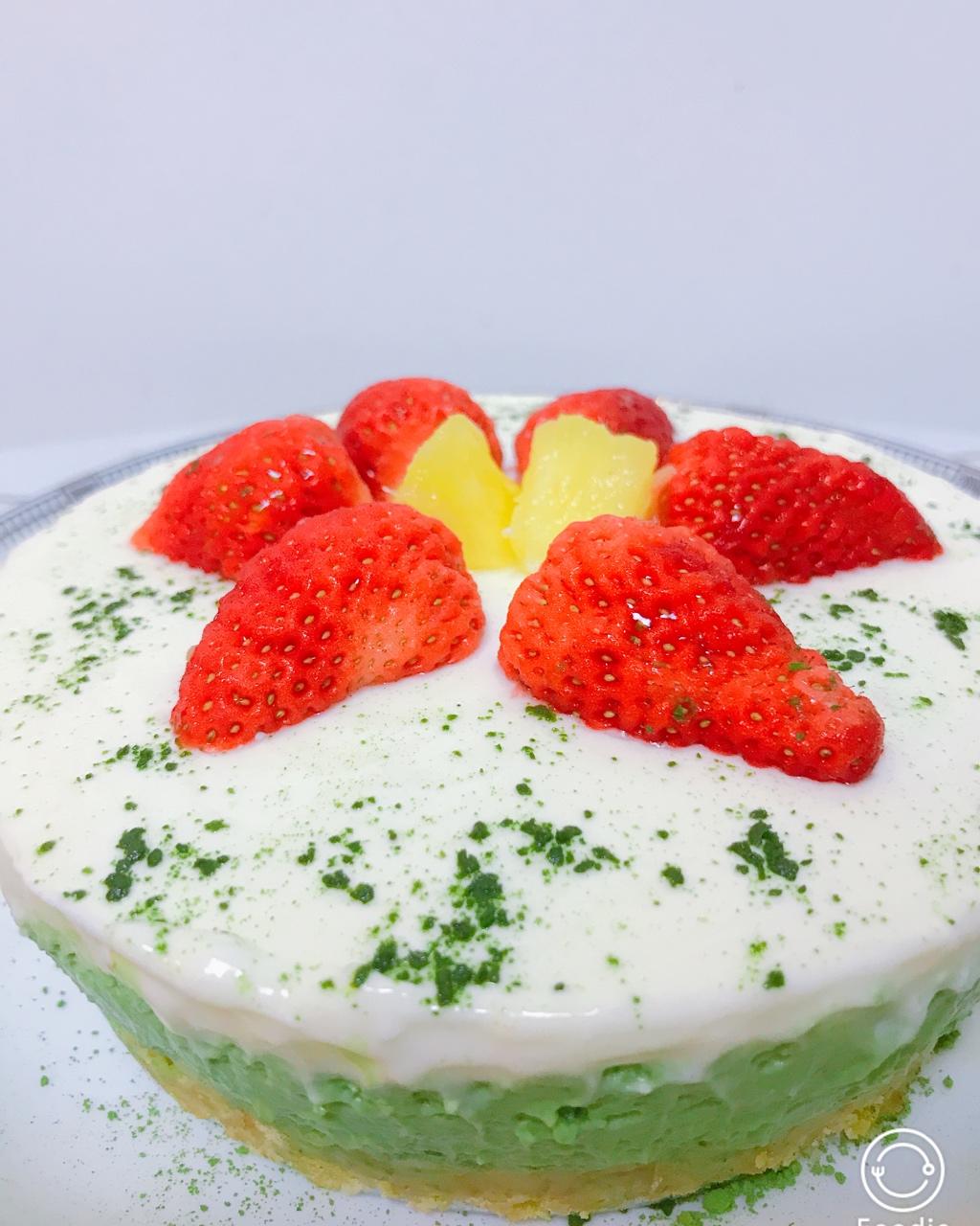 抹茶酸奶慕斯蛋糕