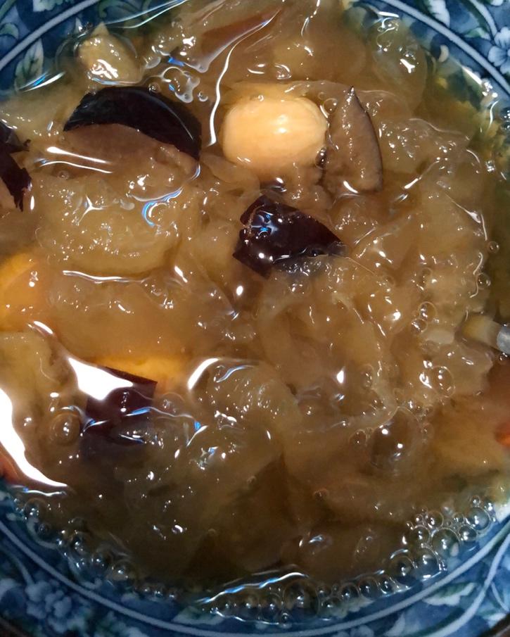 红枣银耳莲子羹