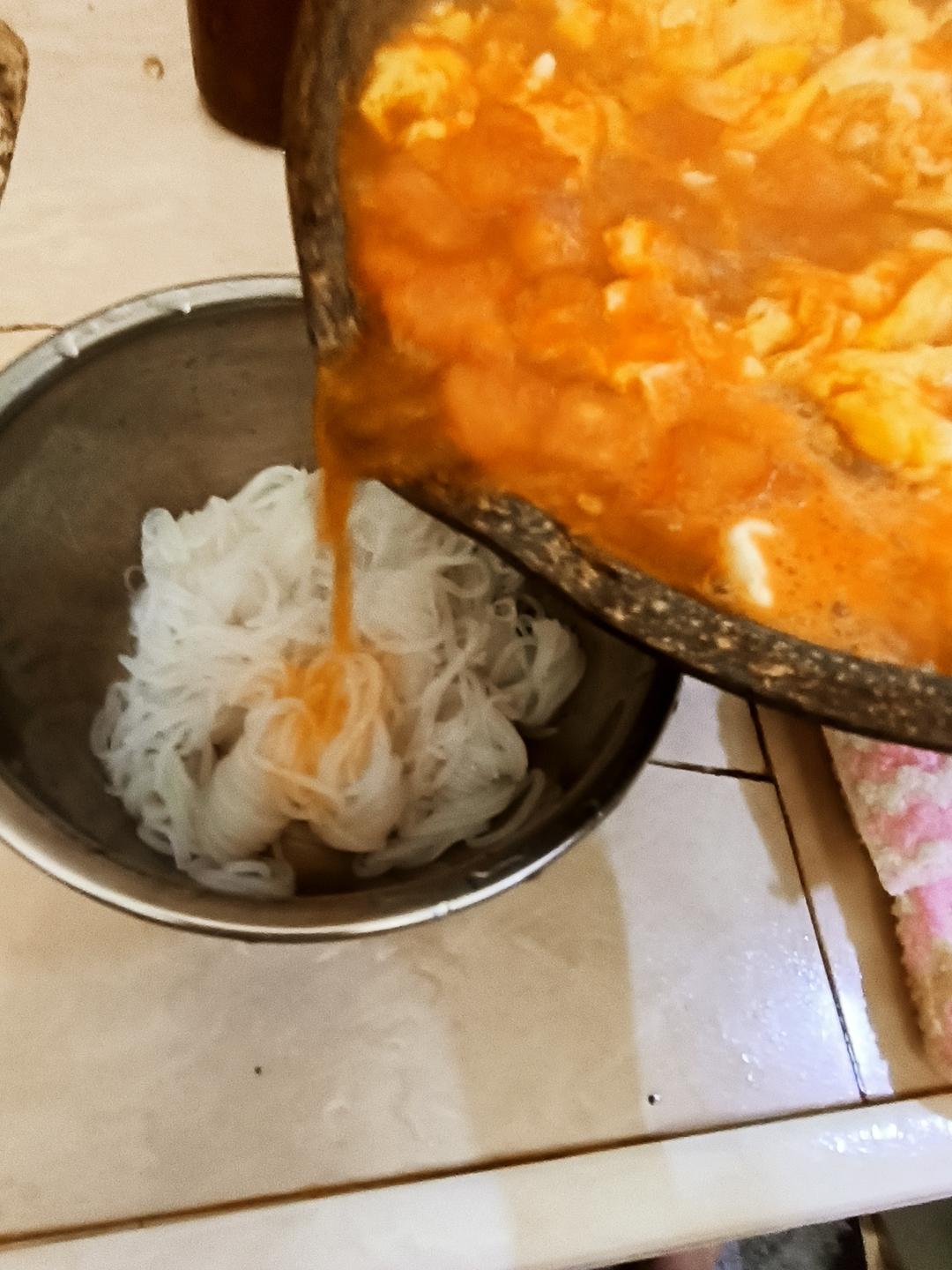 能吃一辈子的减脂神器——番茄浓汤魔芋结的做法