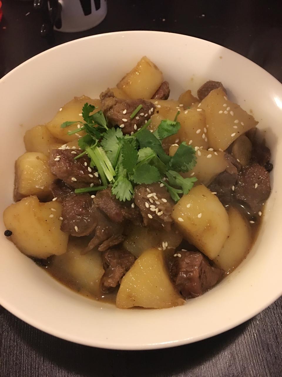 萝卜炖牛腩