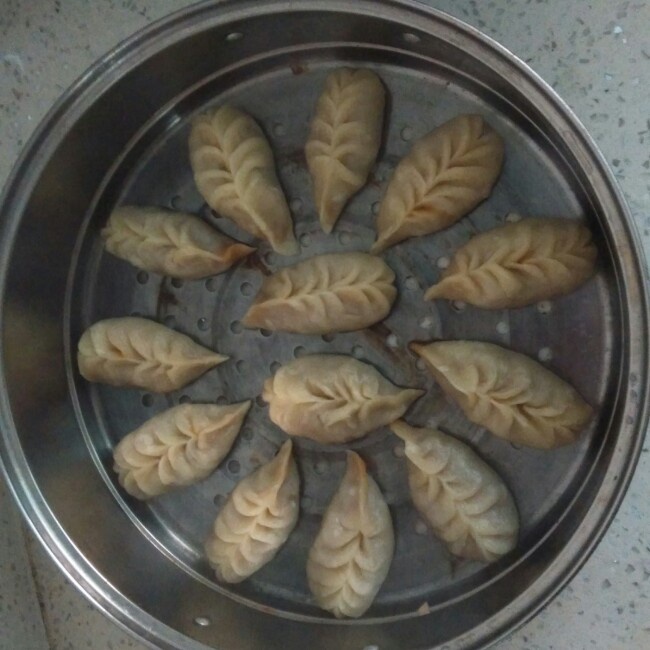 猪肉大葱烫面蒸饺
