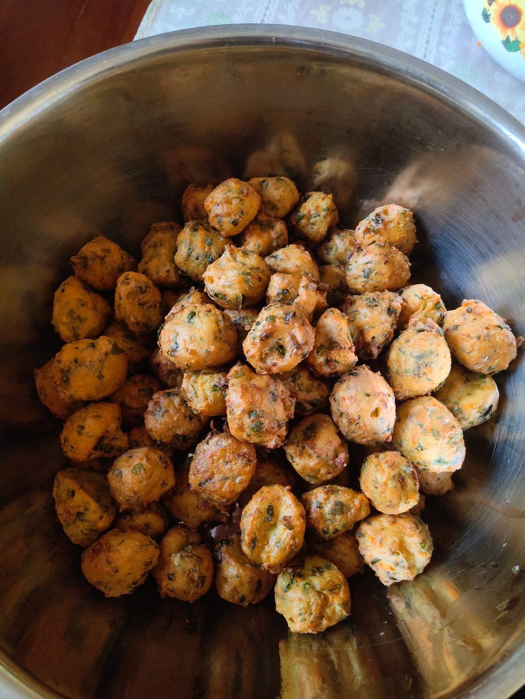 香酥豆腐丸子（外酥里嫩）