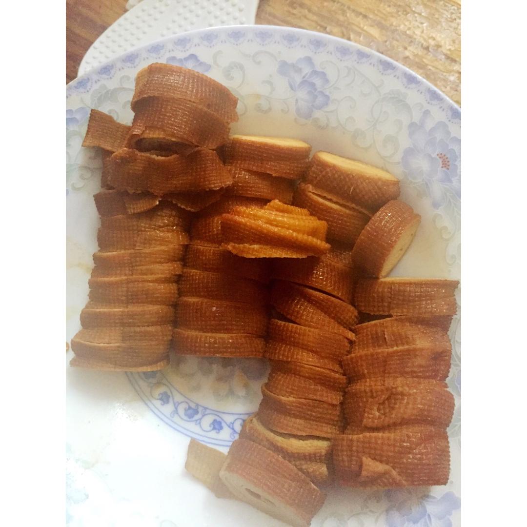 堂妈教你做香辣豆皮卷